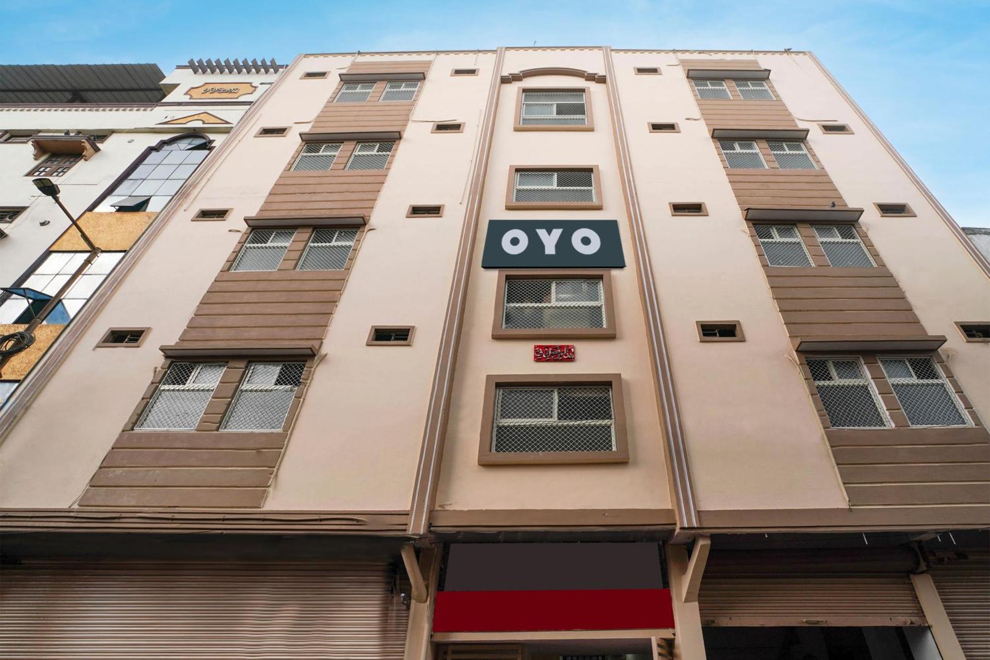 Hotel O Aroma Classic Near Nampally Main Railway Station Hyderabad Exterior photo